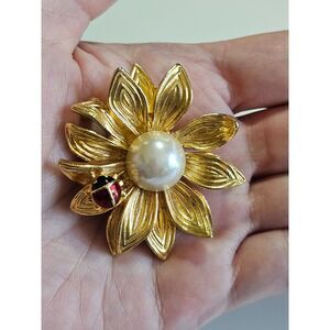 Anne Klein gold tone flower brooch